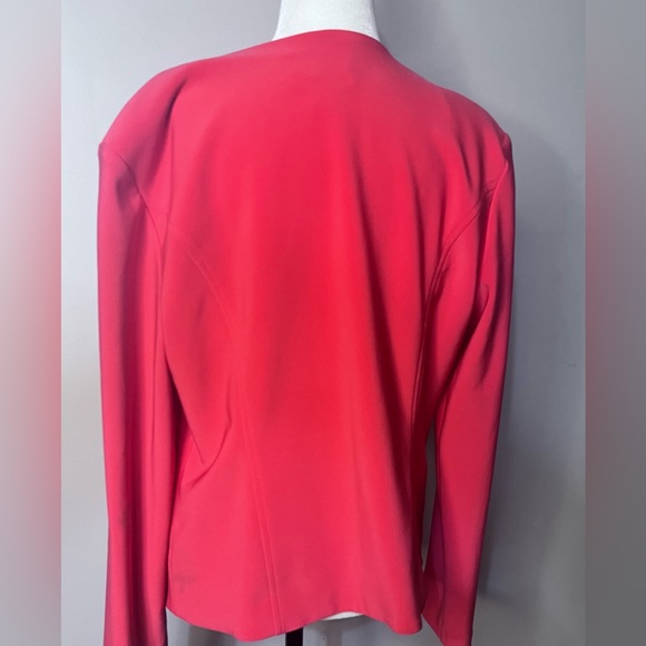 NWOT Joseph Ribkoff Coral Colored Blazer in Pristine Condition!! - Picture 8 of 8